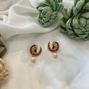 Janaki Kundan Studs