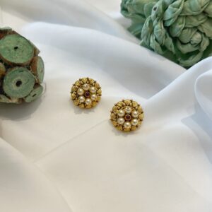 Nakash Pearl Studs