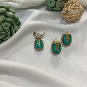 Killi Victorian Pendant Set