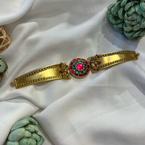 Thara Nakash Belt Choker