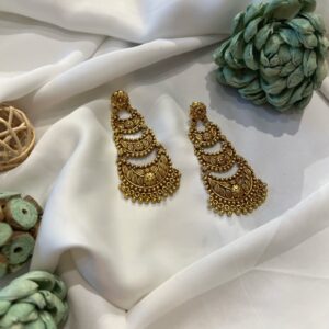 Nira Nakash Chandbalis