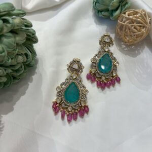 Lila Victorian Chandbalis